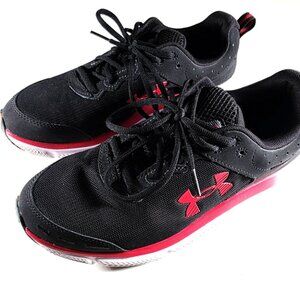 Under Armour Sneakers Sharp Black Red Highlights Great Looking & Comfortable
